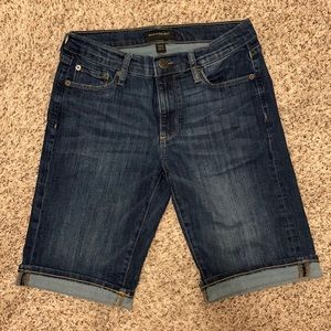 Women’s Banana Republic Bermuda Denim Shorts Size 27/4